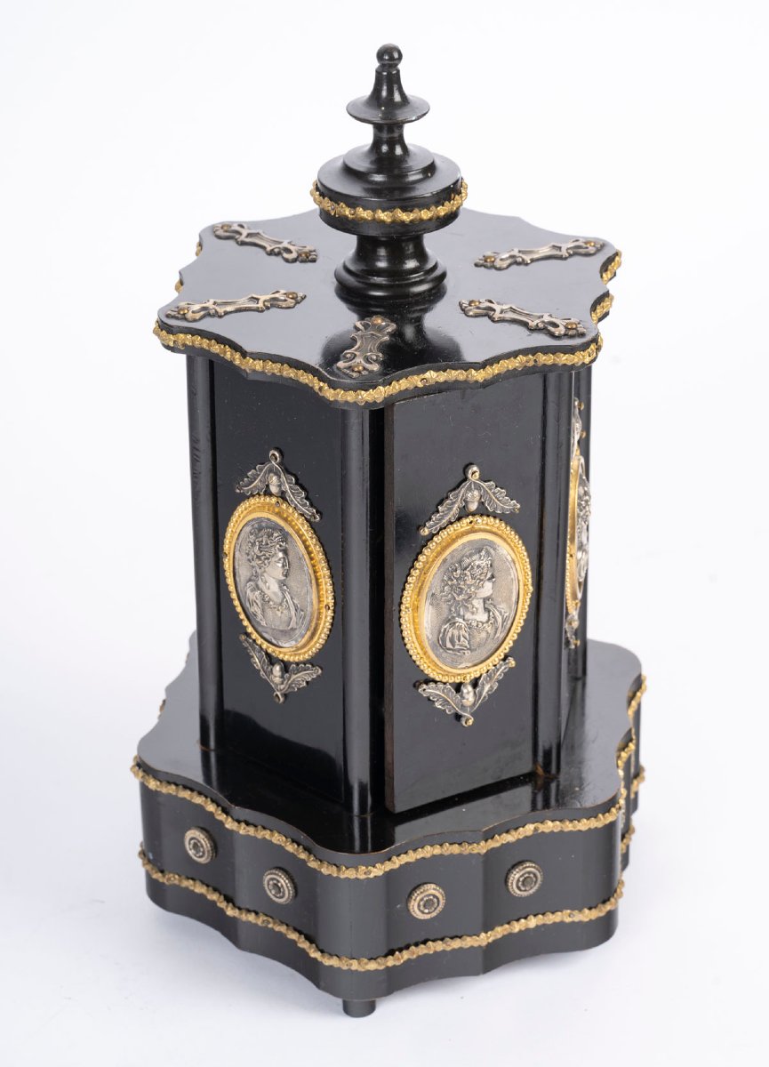 Caroussel à Cigares d'Epoque Napoléon III aux Camées, vers 1870.-photo-2