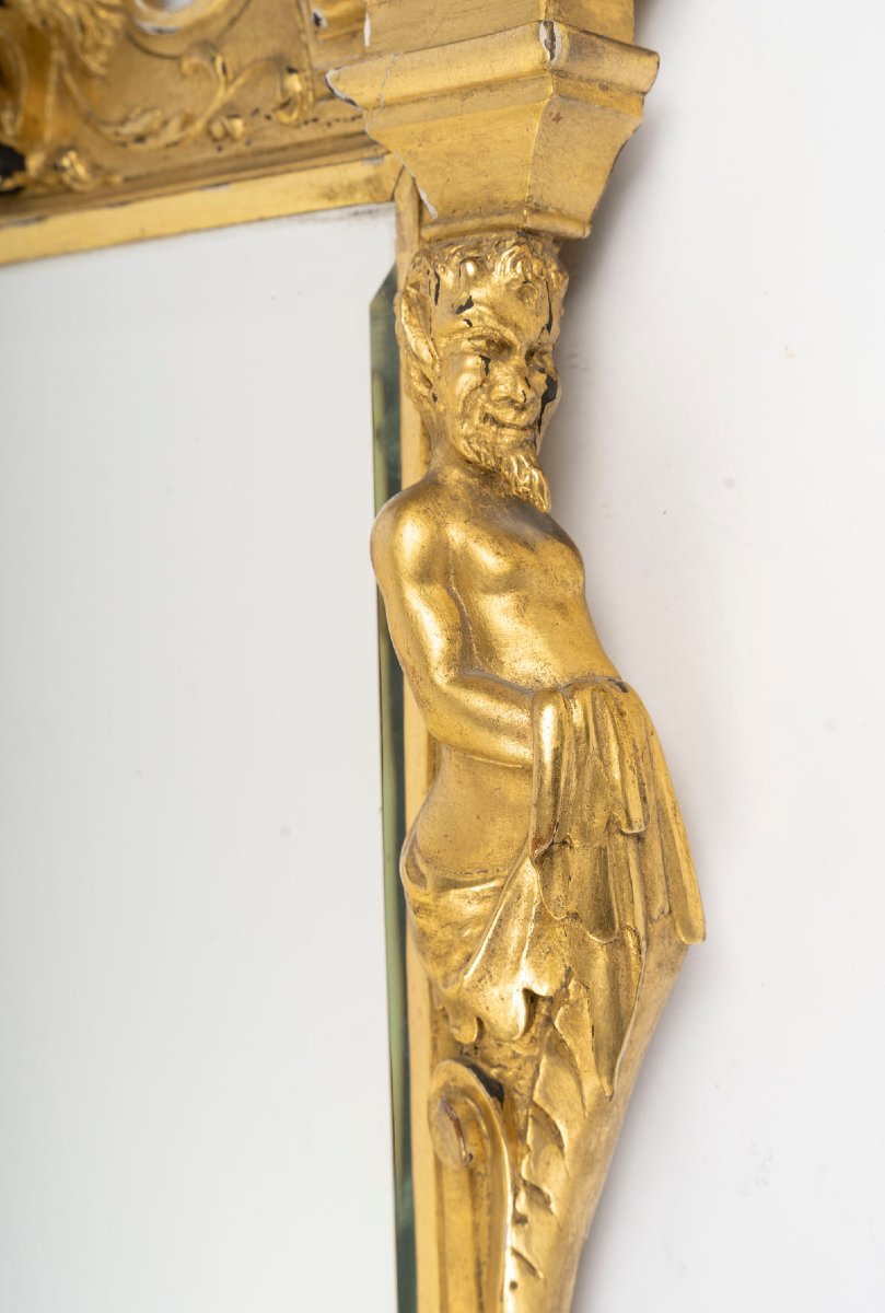 Gilded Wooden Mirror In The Baroque Style-photo-1