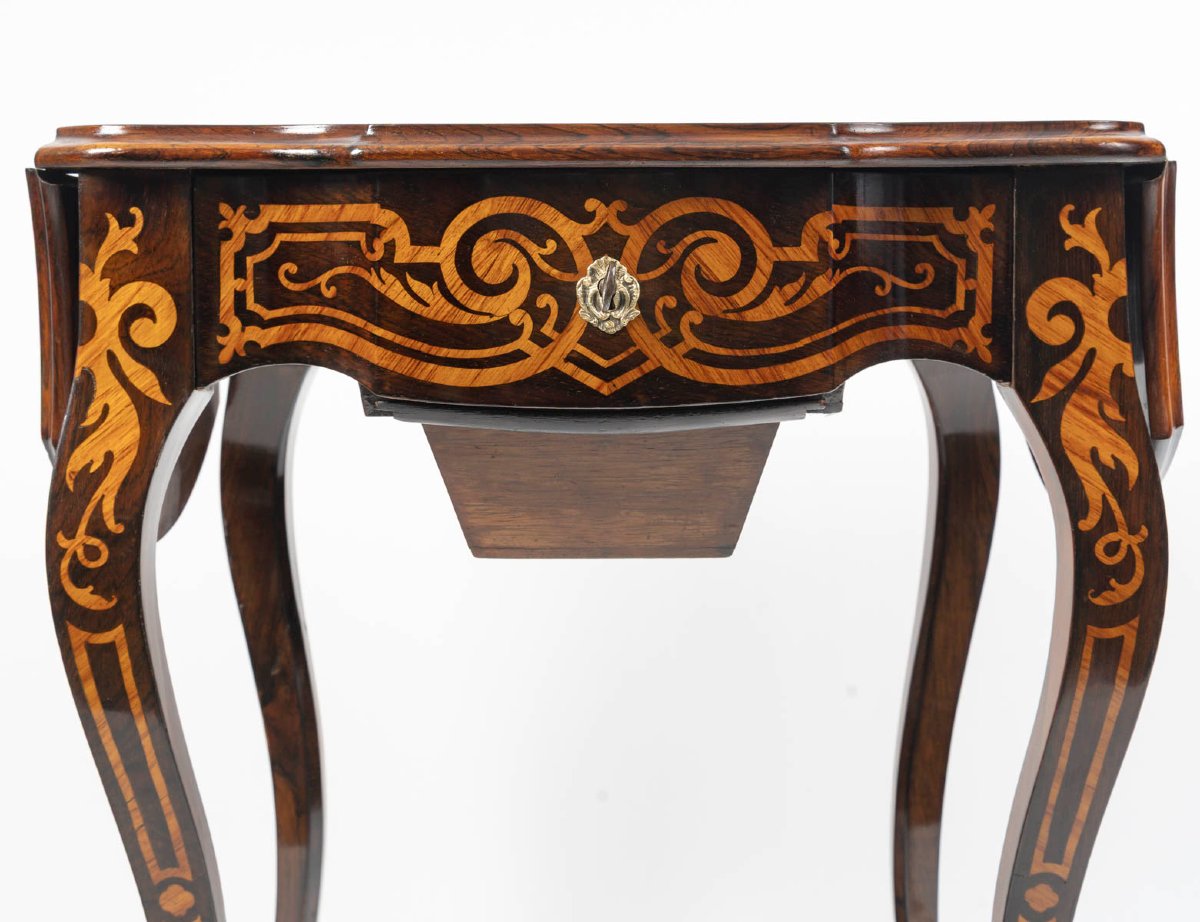 Louis XV-style Folding Table With A Marquetry Design Featuring Floral Motifs. 19th Century-photo-3