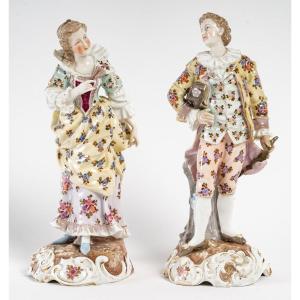 Couple Galant En Porcelaine De Saxe