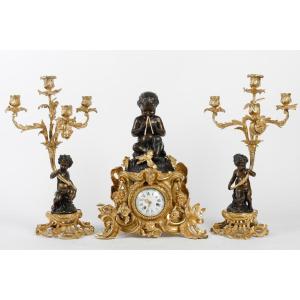 Deniere, à Paris- l'Enfance De Bacchus. Garniture  De Style Rocaille En Bronze. Circa 1850