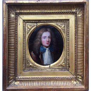 LOT 163 - Grande Miniature sur cuivre, Portrait De Gentilhomme Fin XVIIème Siècle