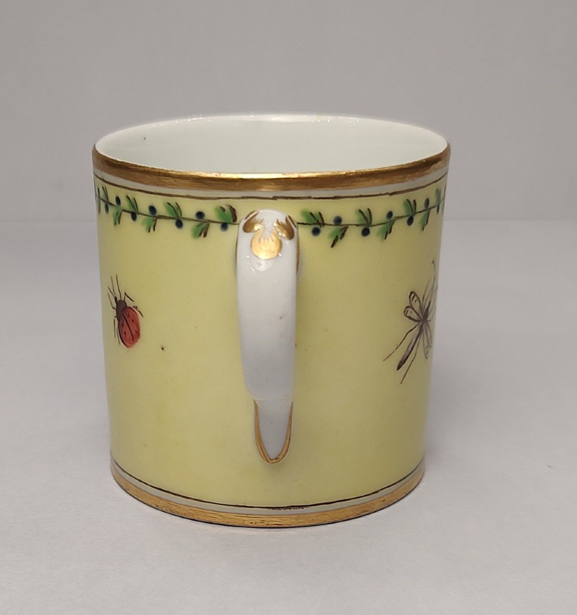 Niderviller - Cup And Its Saucer With A Yellow Background With Polychrome Decor Of Butterflies - Eighteenth Century-photo-2