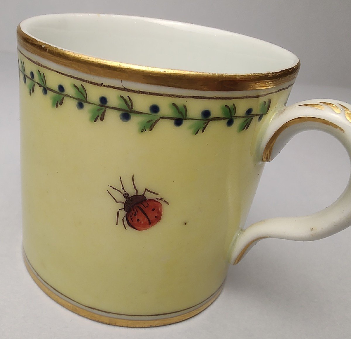 Niderviller - Cup And Its Saucer With A Yellow Background With Polychrome Decor Of Butterflies - Eighteenth Century-photo-4