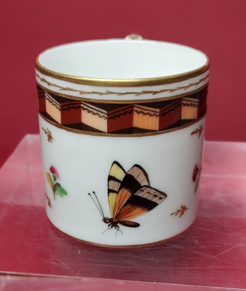 Clignancourt - Manufacture De Moitte - Eighteenth Century - Cup Decorated With Butterflies.-photo-1