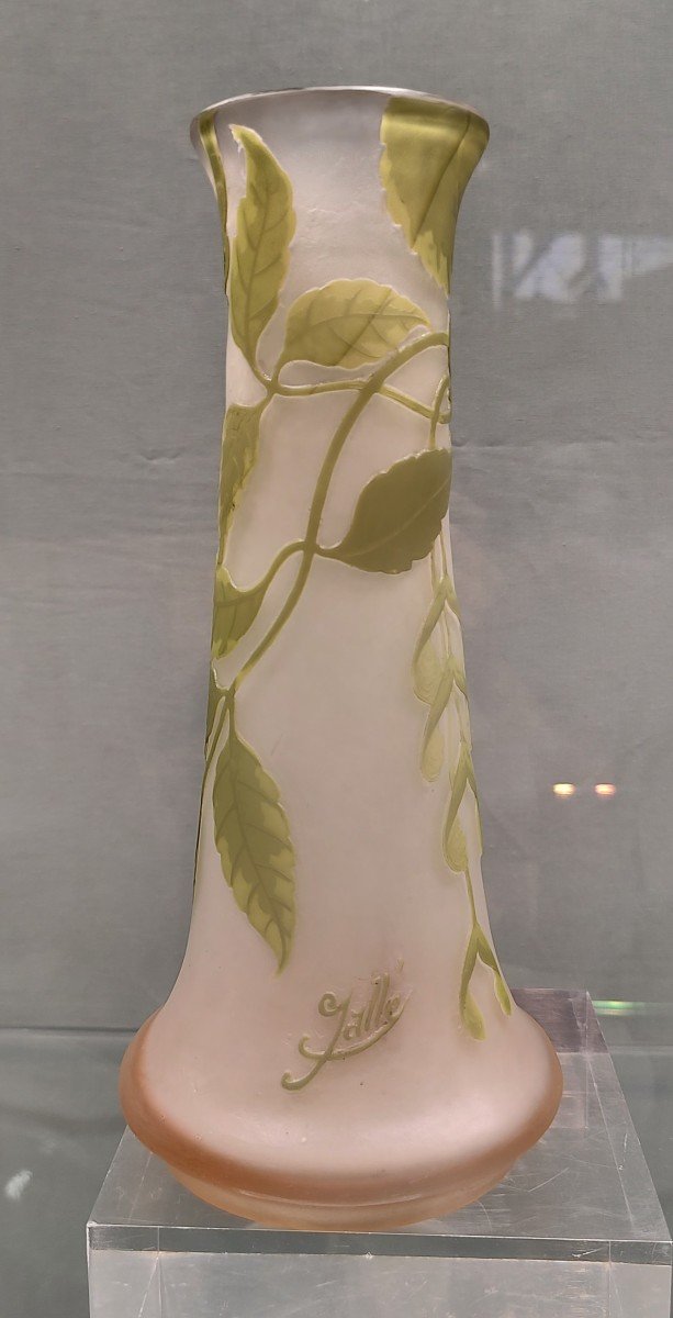 Emile Galle (1846-1904) - Vase à Haut Col à Décor De Motifs De Samares. -photo-4