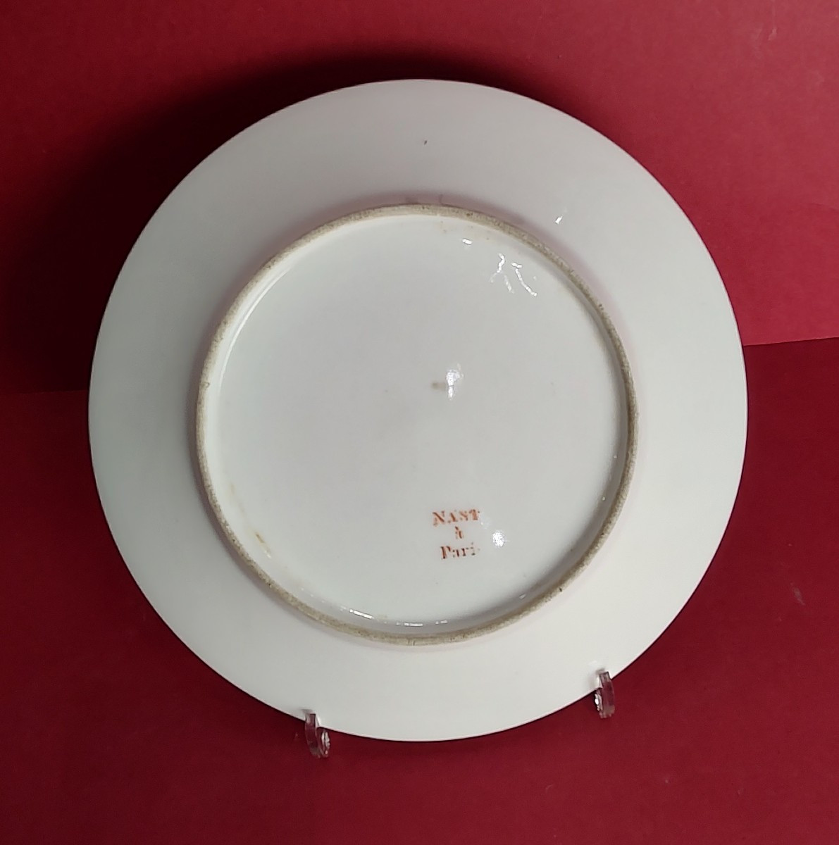 Manufacture De Nast - Paris - Empire Period - Plate With A Decoration Of A Standing Swiss Hunter.-photo-2