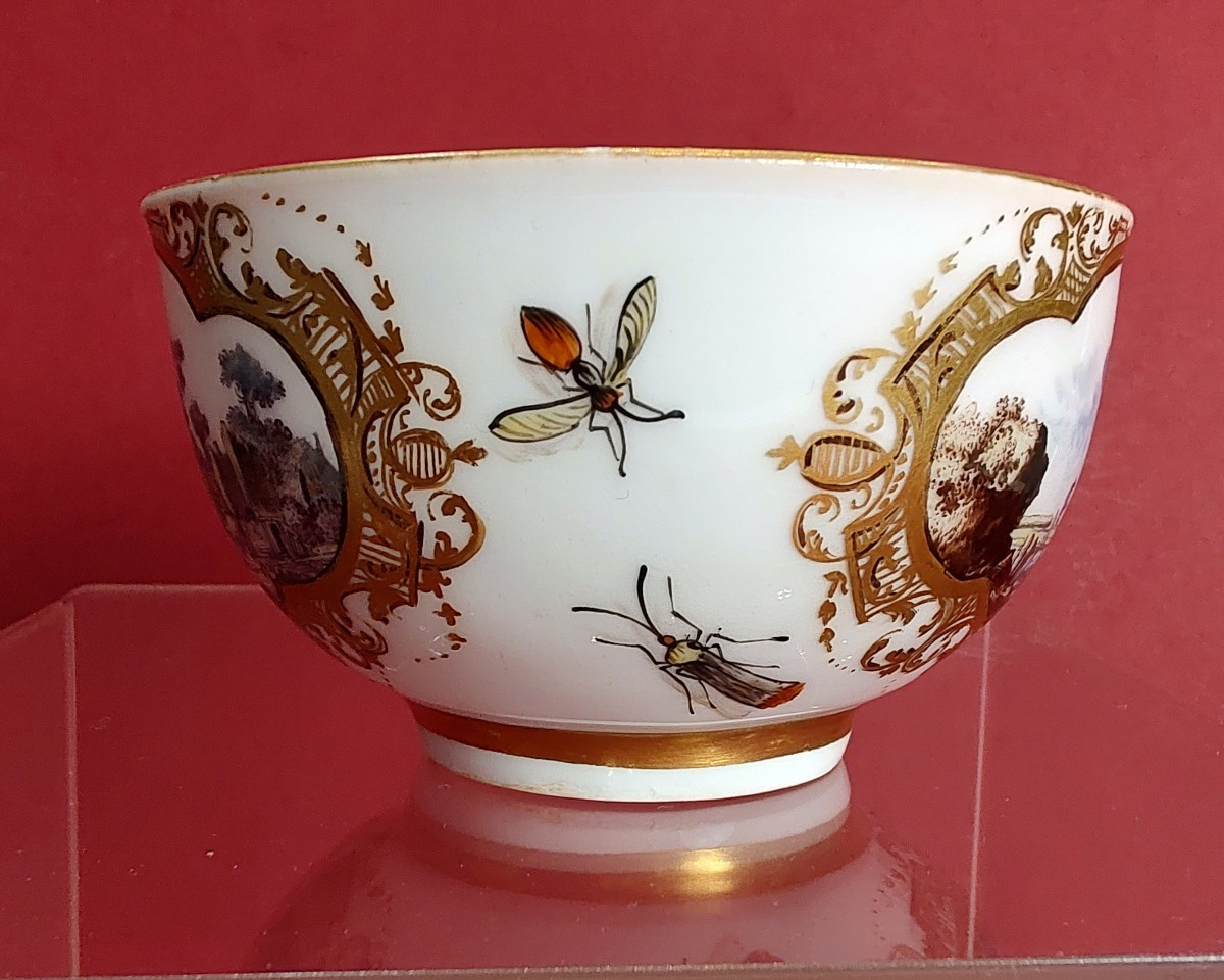 Meissen - 18th Century - Tea Bowl And Saucer Decorated With Lively Port Scenes-photo-3