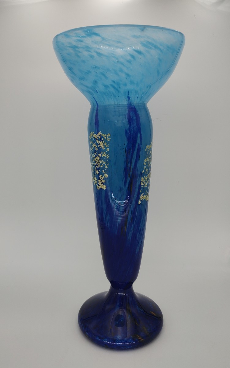 Daum Nancy - Large Blue Powdered Glass Vase, Decorated With The "jade Glass Vase" Series. -photo-4