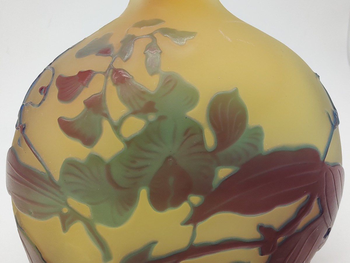 Etablissements Gallé - Vase de forme gourde à décor de pois de senteurs-photo-2