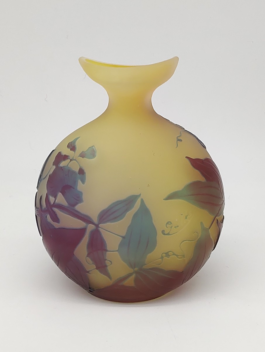 Etablissements Gallé - Vase de forme gourde à décor de pois de senteurs-photo-4