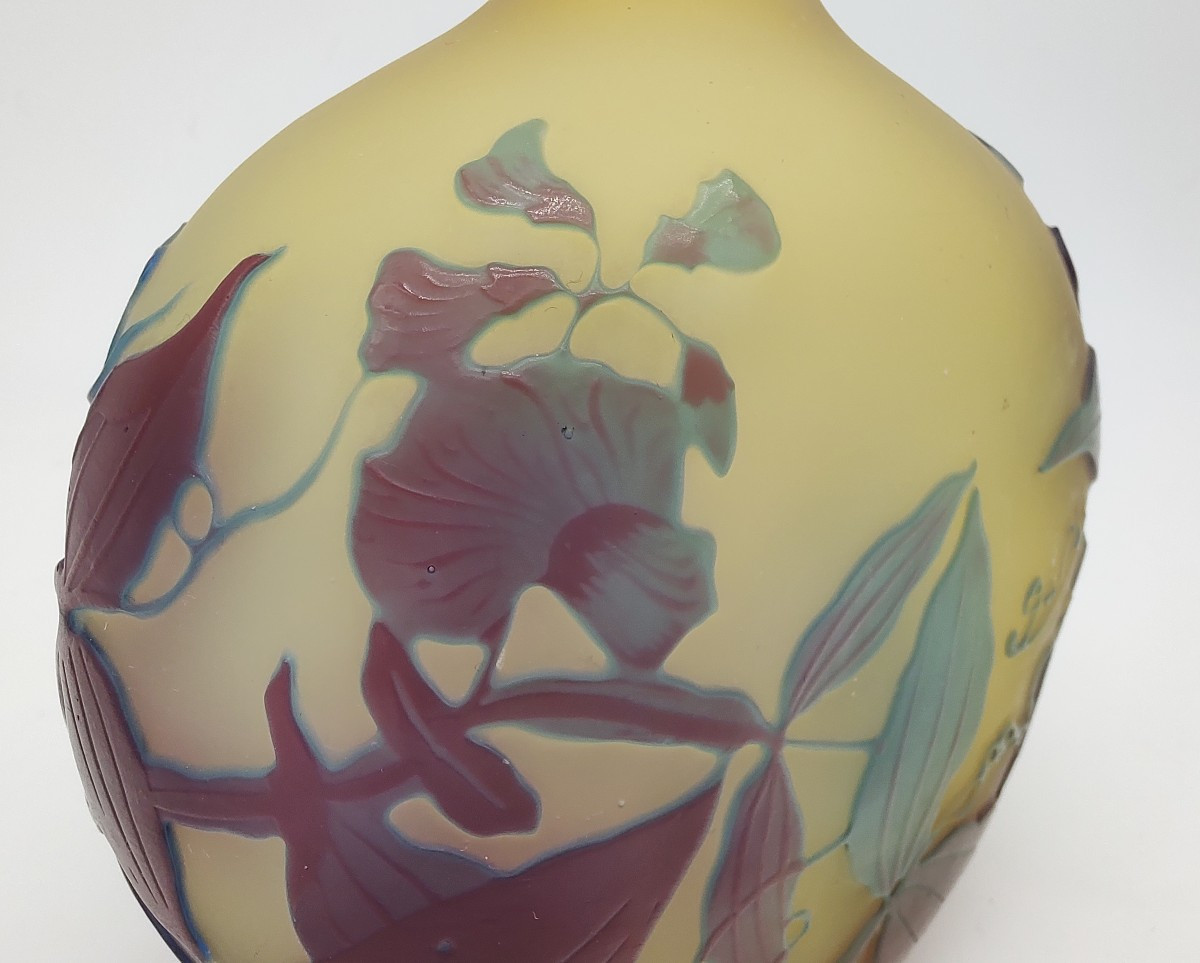 Etablissements Gallé - Vase de forme gourde à décor de pois de senteurs-photo-2