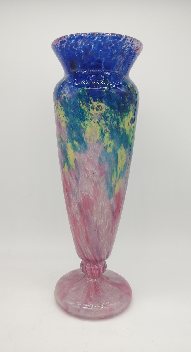 Charles Schneider (1881-1953) - Large Vase With Powdered Decoration Of Blues, Yellows And Pinks.-photo-2