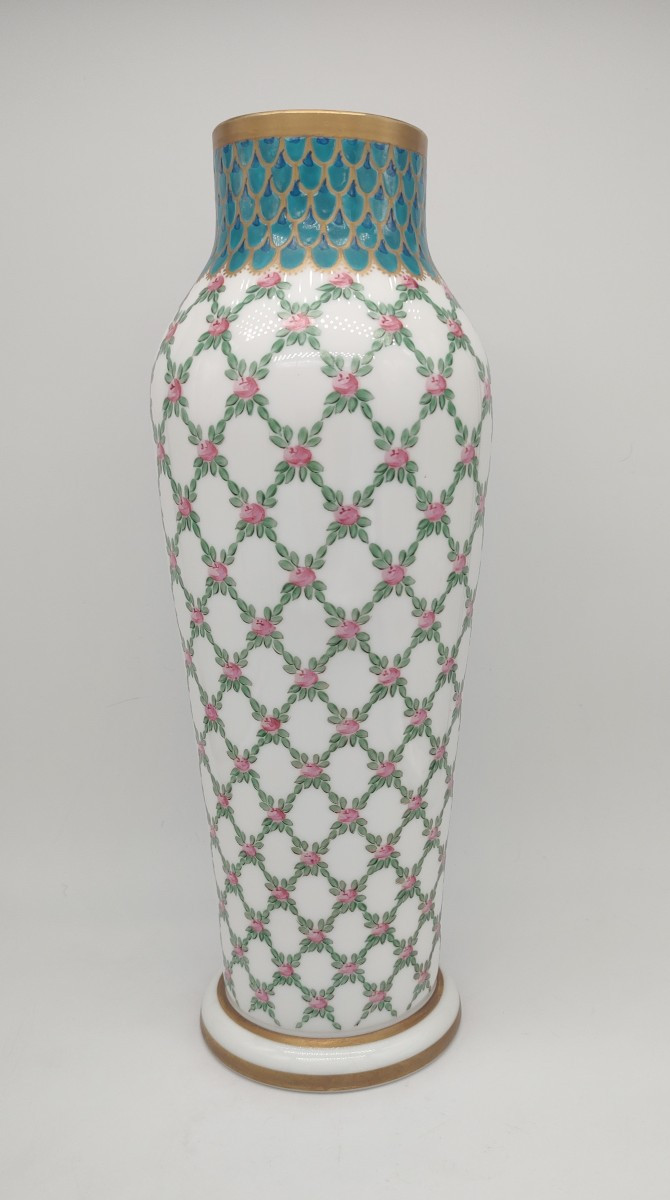 François Théodore LEGRAS - Vase signé à décor de quadrillage Pompadour
