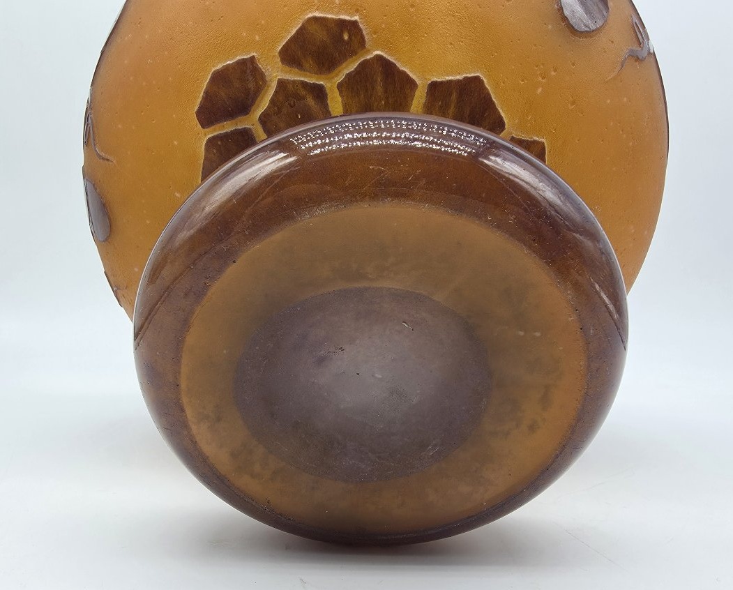 Charles SCHNEIDER (1881-1953) - LE VERRE FRANÇAIS  - Vase boule à décor de vignes. -photo-7