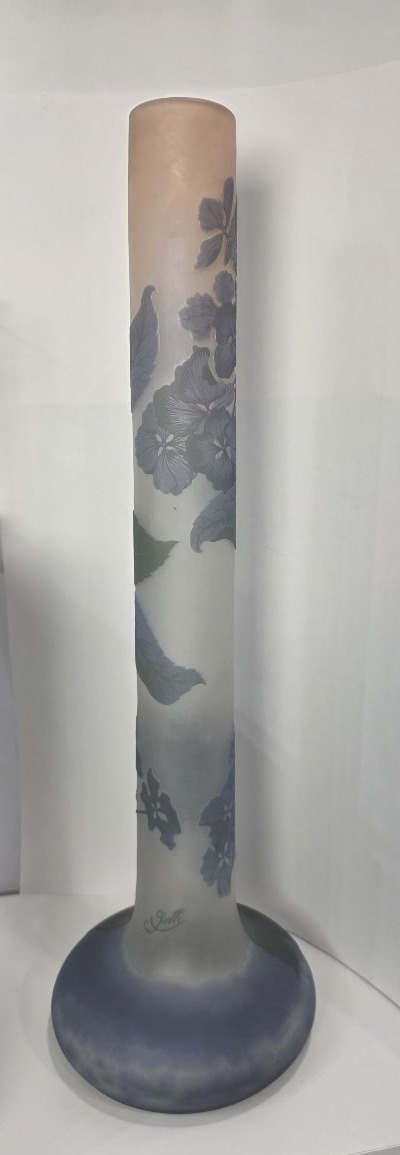 Établissements GALLE (1906-1934)  - Haut vase à décor d'hortensias.-photo-3
