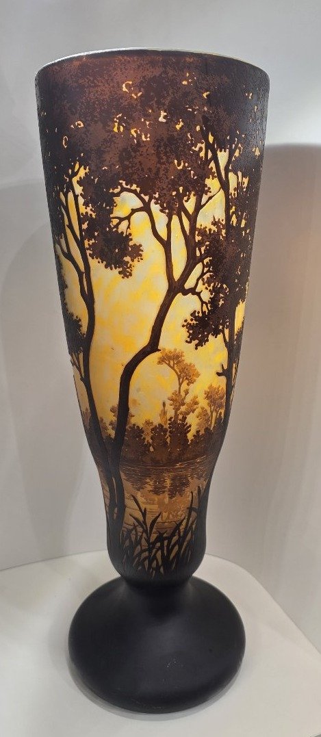 Daum Nancy – Early 20th Century – Large Vase Decorated With A Lakeside Landscape.-photo-3