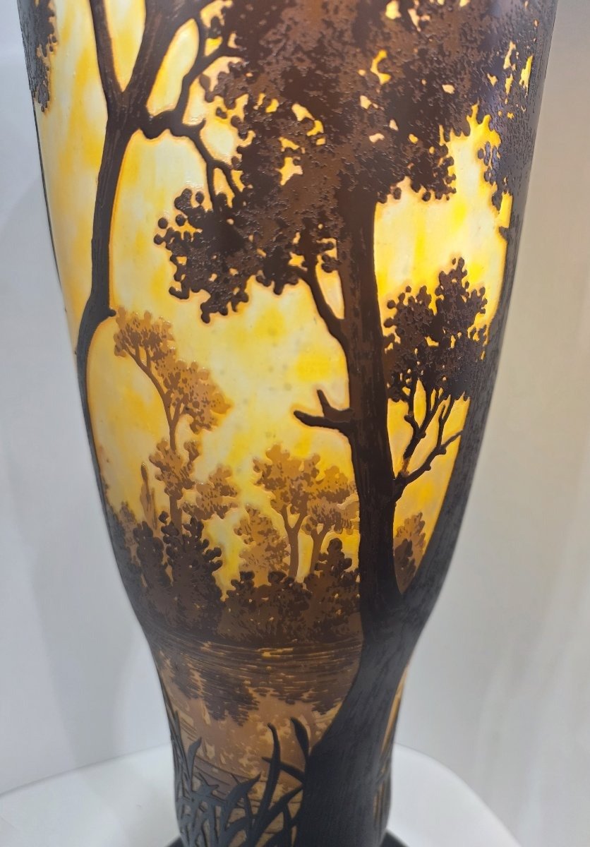 Daum Nancy – Early 20th Century – Large Vase Decorated With A Lakeside Landscape.-photo-5