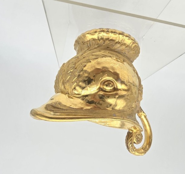 Atelier Chanou - Epoque Empire - Pot à lait à fond entièrement doré à forme de tête de canard.-photo-2