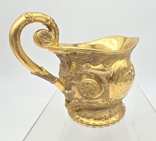 Atelier Chanou - Epoque Empire - Pot à lait à fond entièrement doré à forme de tête de canard.-photo-7