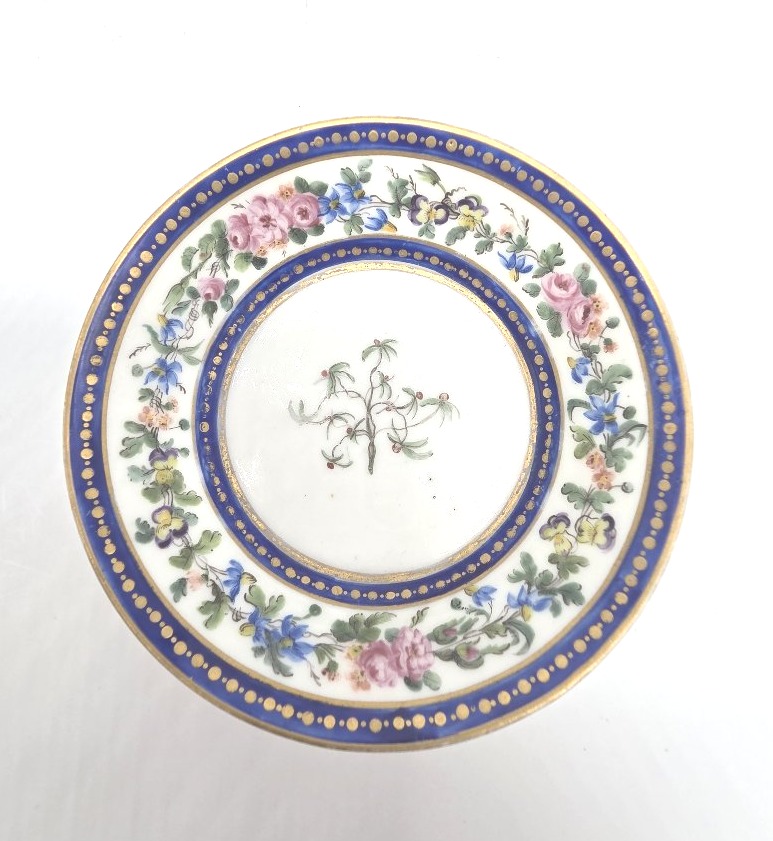 Manufacture de Sèvres - Première République française - Tasse et sa soucoupe -photo-4