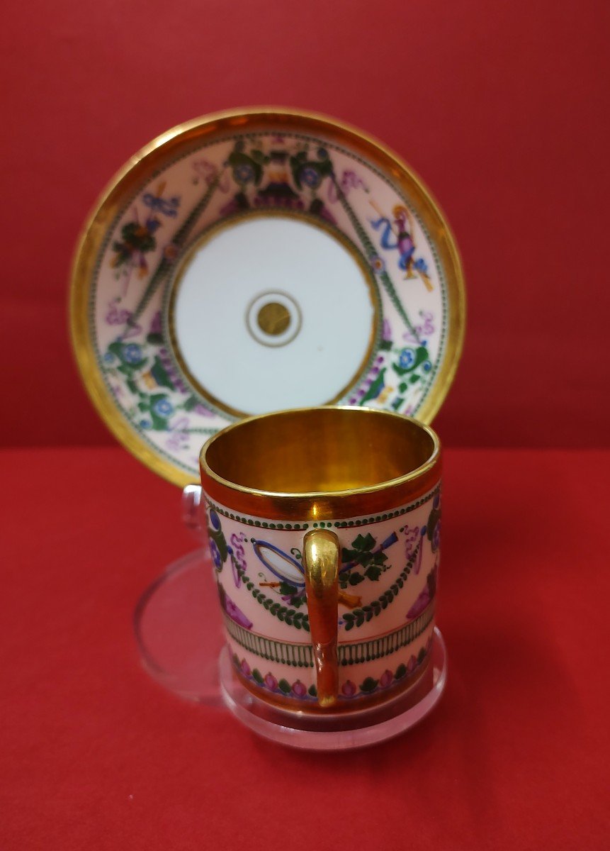 Paris. Manufacture Lebon Halley.  Tasse De Forme Litron Et Sa Soucoupe En Porcelaine.-photo-2