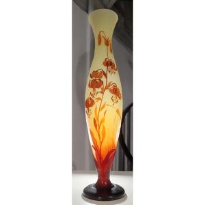 Etablissement Galle (1904/1936) - Important Vase à Décor Floral De Lis Martagon.