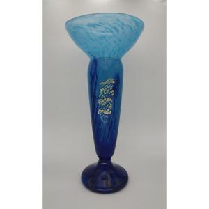 Daum Nancy - Large Blue Powdered Glass Vase, Decorated With The "jade Glass Vase" Series. 