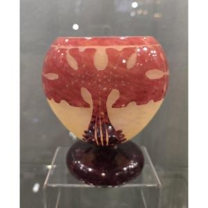 Charles Schneider (1881–1953) — French Glass “amarantes,” A Design Created Circa 1923–1926