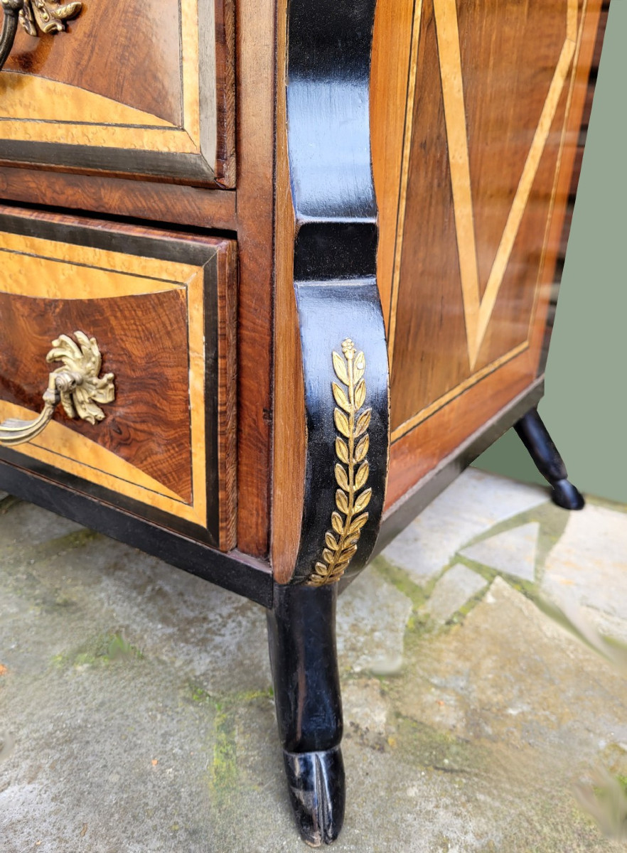 Charmante commode dite Mazarine de style Louis XIV-photo-4