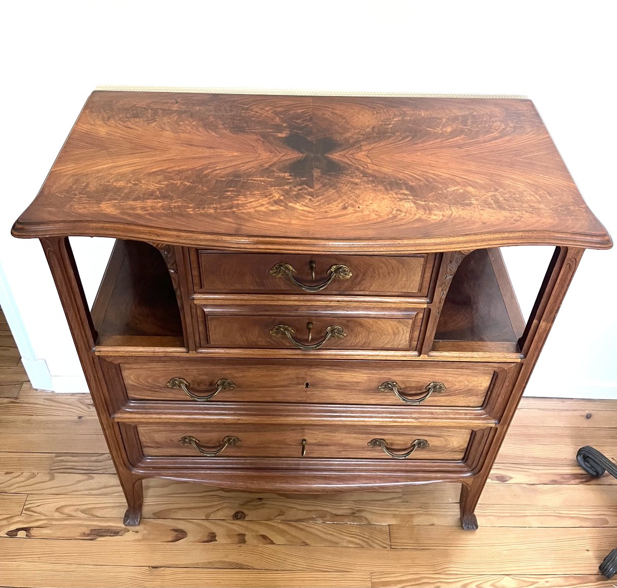 Art Nouveau High Cabinet-photo-3
