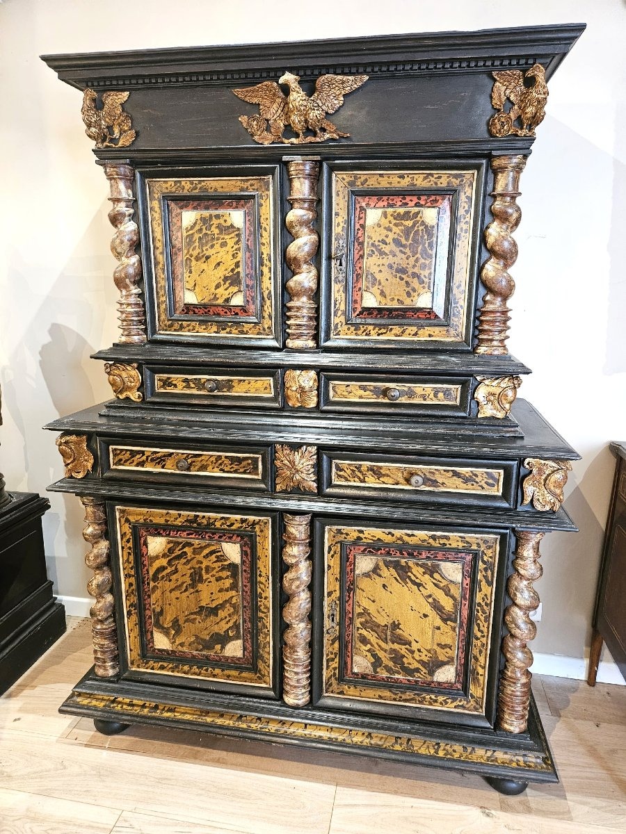 Buffet diminutif à deux corps d’époque Louis XIII, XVIIe siècle