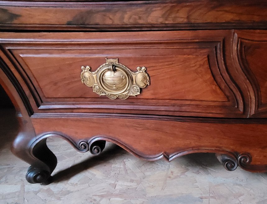 Eighteenth Century Curved Scribanne Commode-photo-1