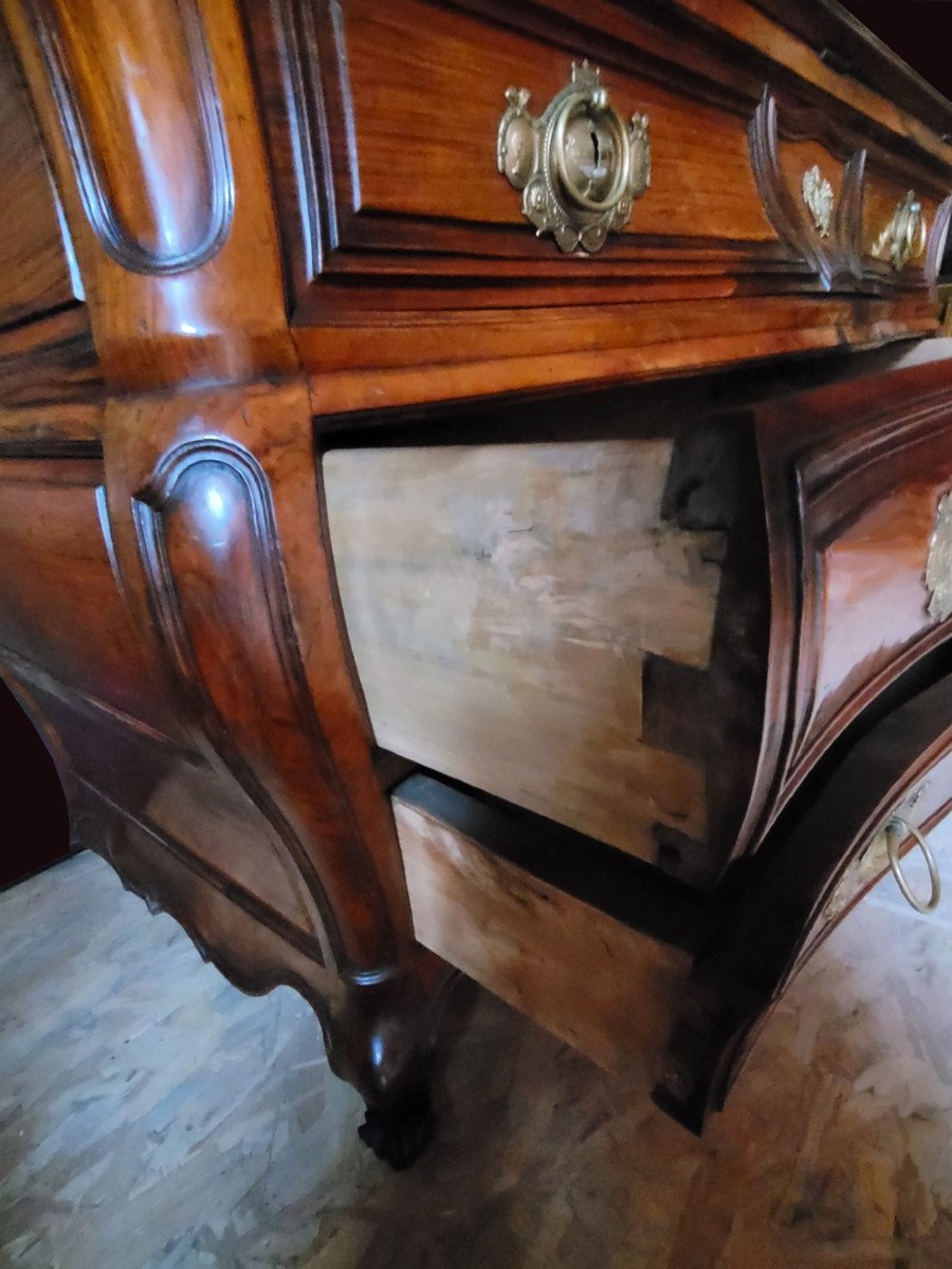 Eighteenth Century Curved Scribanne Commode-photo-4