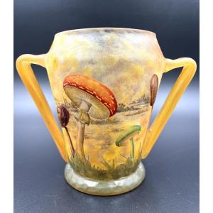 Daum Nancy – Mushroom Vase, Ca. 1907