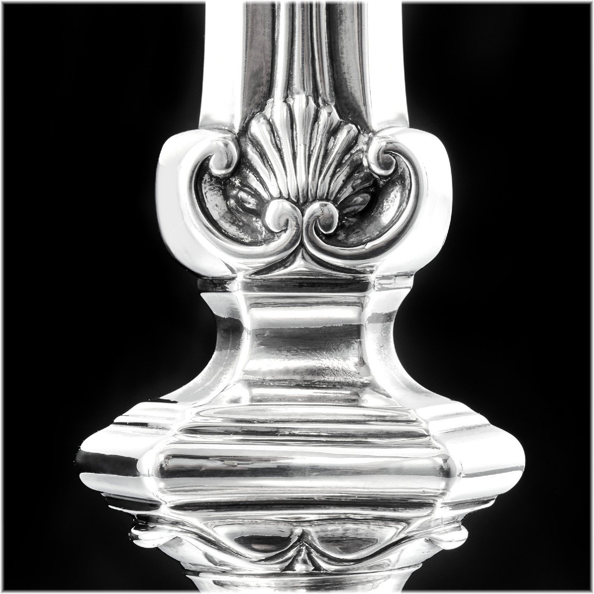 Claude Genu : Extremely Rare 18th Century Pair Of Solid Silver Candlesticks  Paris 1749-photo-3