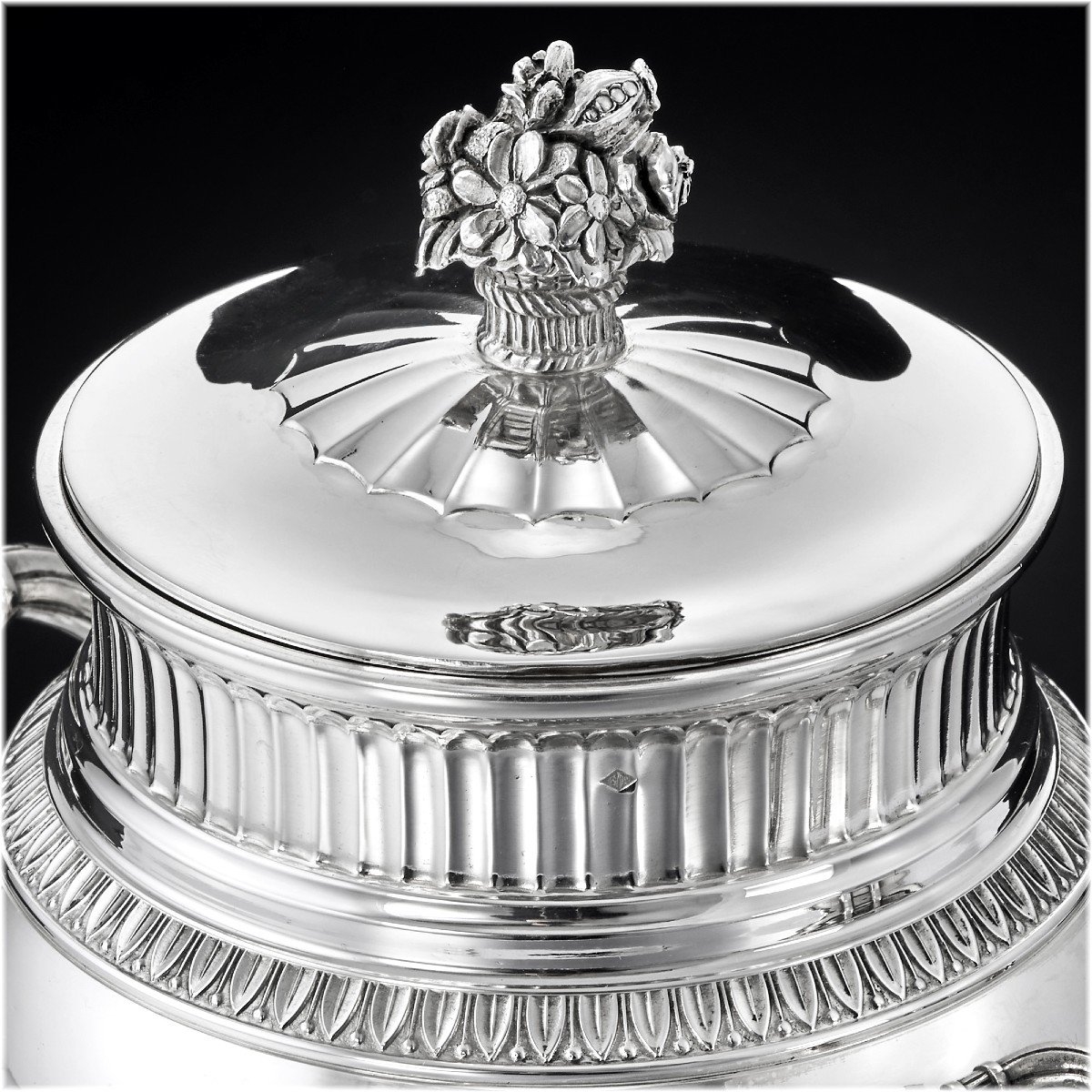 Puiforcat: Antique Tea - Coffee Set In Sterling Silver Vermei Empire Style - Eagles-photo-3
