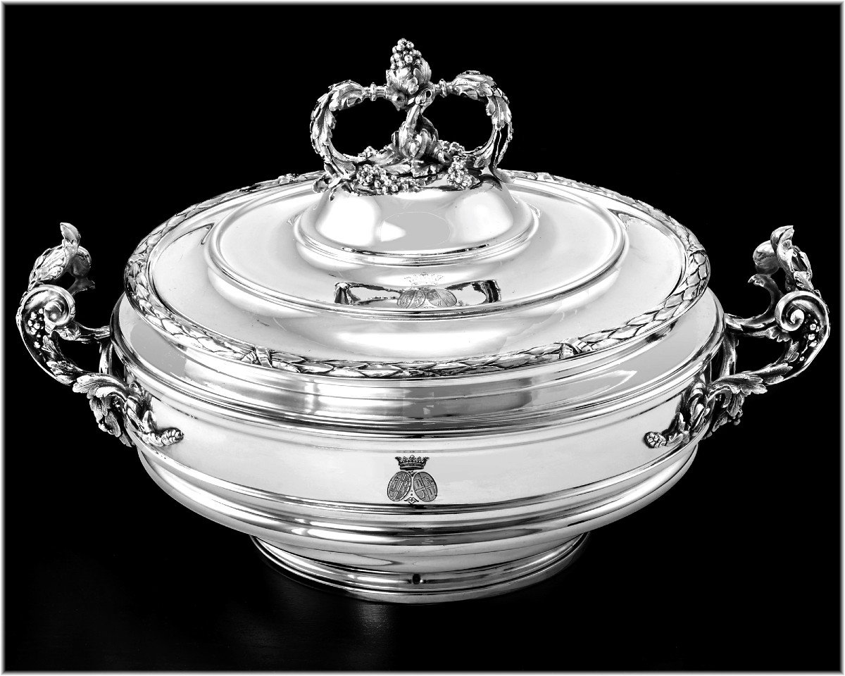 Odiot : Large Covered Vegetable Tureen In Sterling Silver - Coat Of Arms Marquis Crown-photo-2