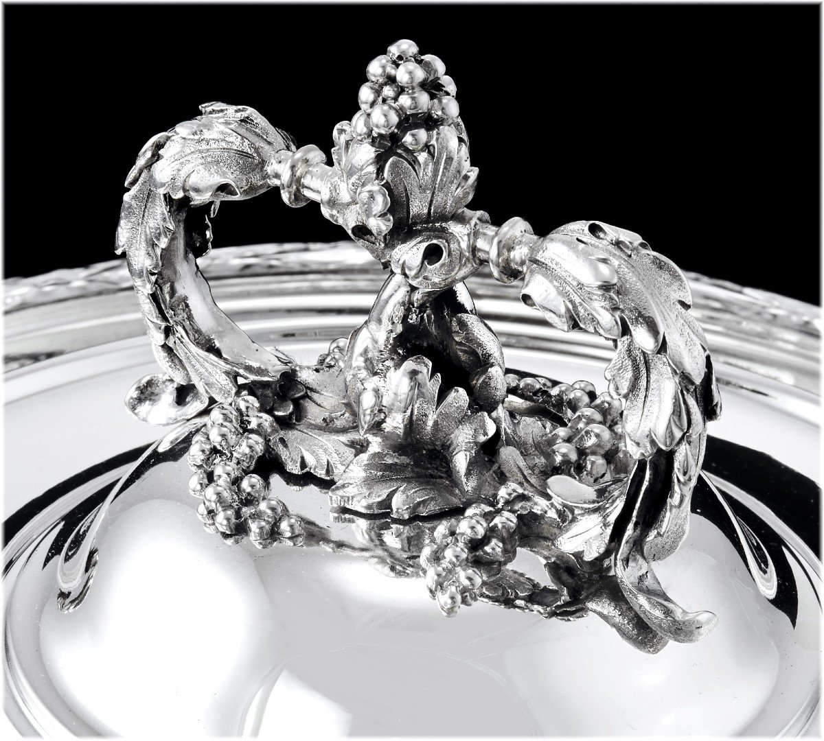 Odiot : Large Covered Vegetable Tureen In Sterling Silver - Coat Of Arms Marquis Crown-photo-3