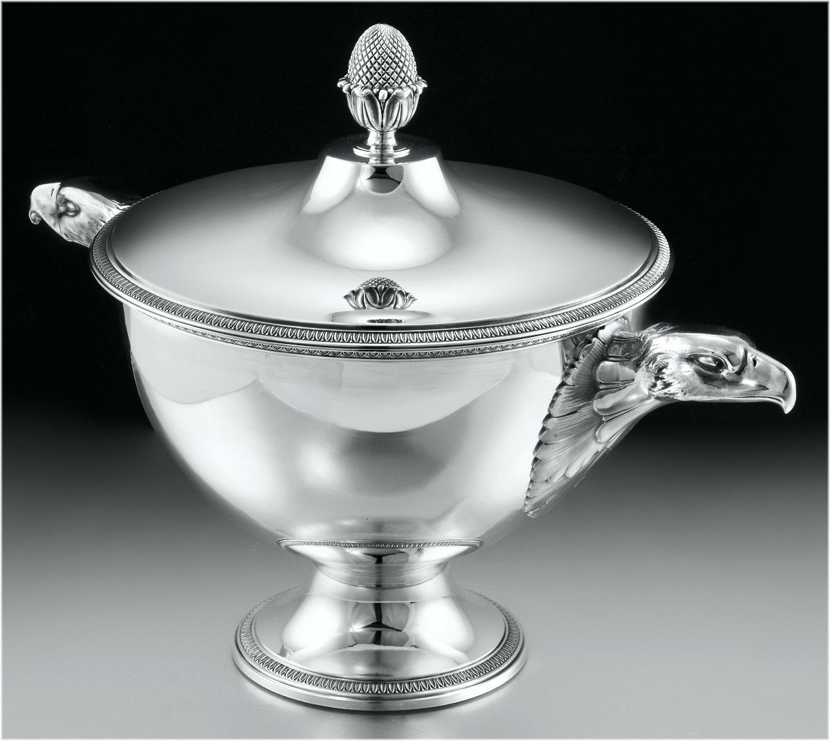 Armand Frenais : Large Empire Style Sterling Silver Soup Tureen - Eagle Heads-photo-4