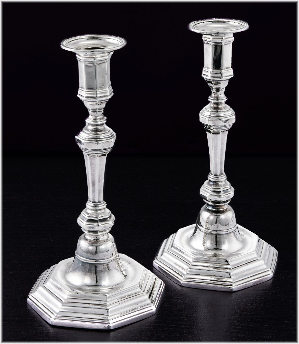 Rare Pair Of 18th Century French Solid Silver Candlesticks - Vendome C. 1760