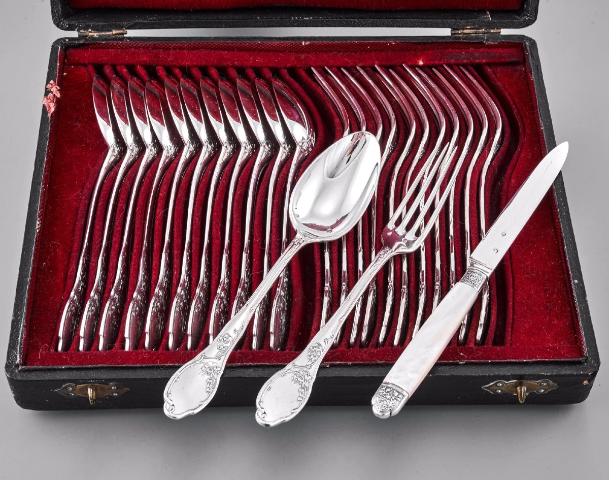 Soufflot : Rare Sterling Silver Art Nouveau "bleeding Heart Flatware Set Knives  Mascaron 36pcs-photo-2