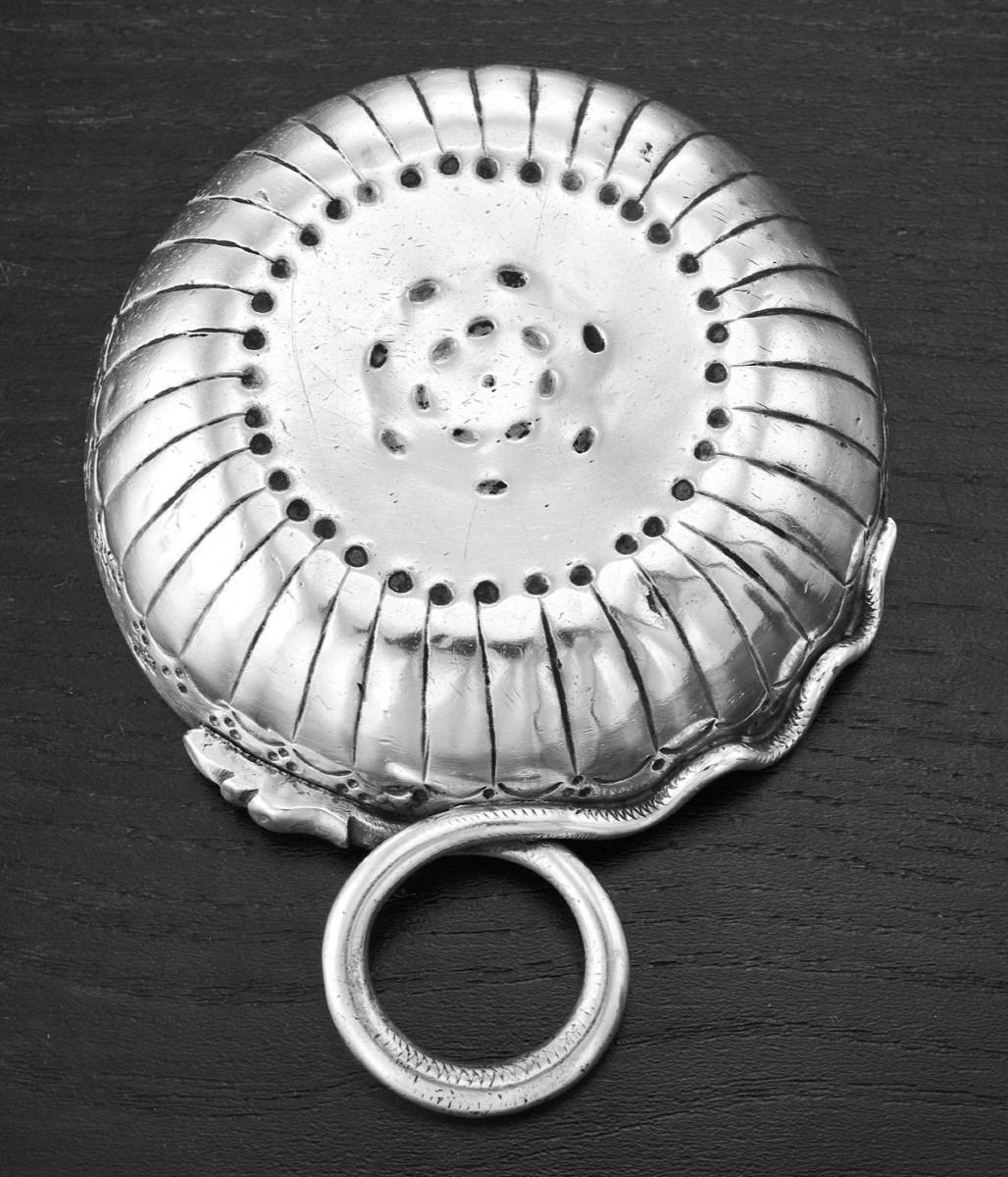 Vve DE LORME : Rare Taste Vin en Argent massif 123,6g - MANTES 1756-74-photo-2