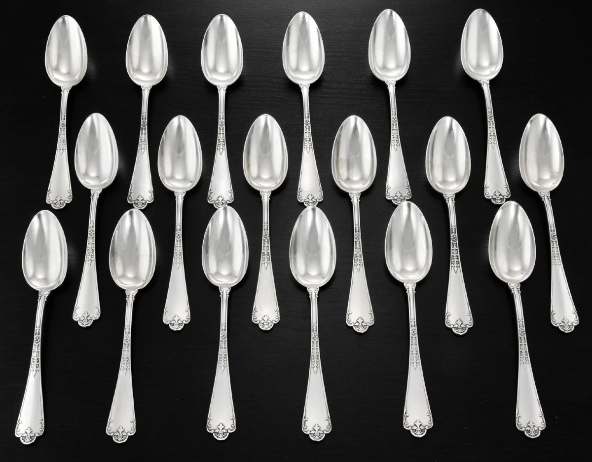 Puiforcat: Sterling Silver Flatware Set For 18 Guests  - Fer De Lance Pattern , -photo-2