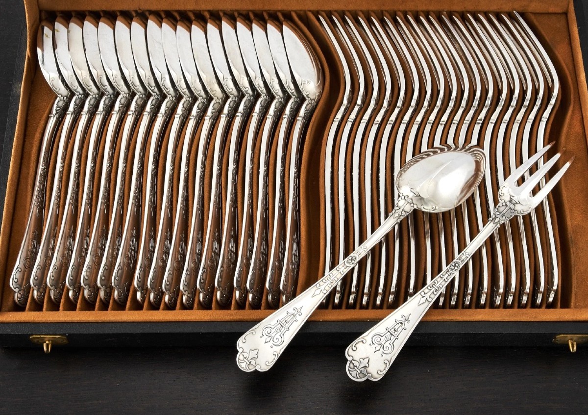 Puiforcat: Sterling Silver Flatware Set For 18 Guests  - Fer De Lance Pattern , 