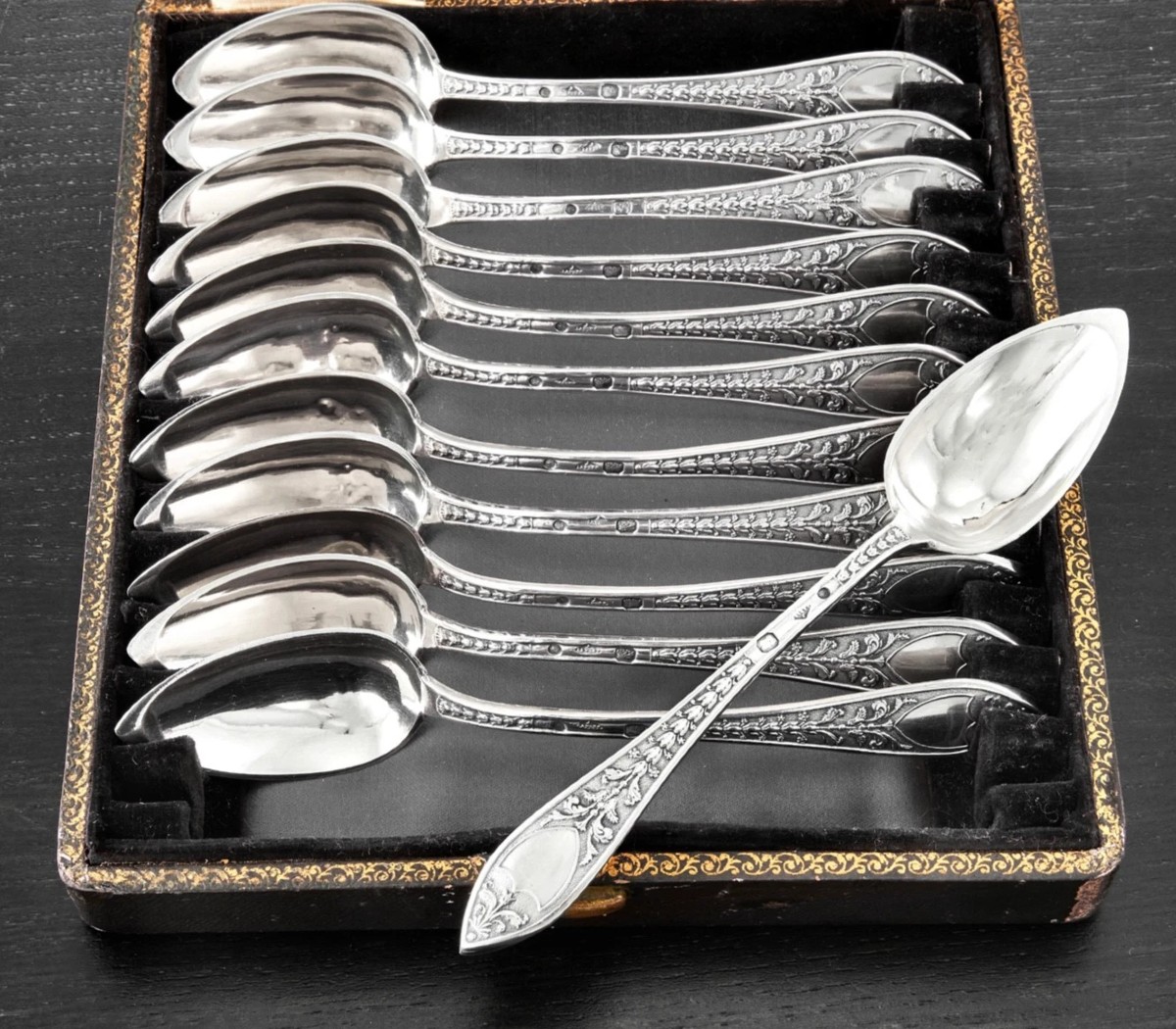 LANDRY : Service 12 Cuillères à Confiture en Argent massif ép. Louis Philippe Paris 1819-38-photo-2