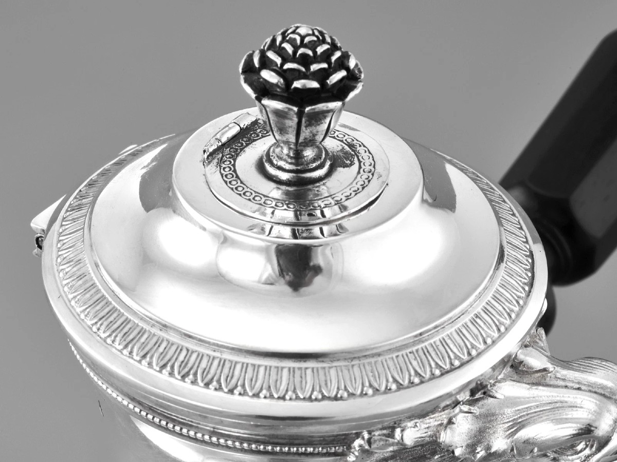Puiforcat : Large Sterling Silver Chocolate Pot Empire Style With Eagle Coat Of Arms-photo-2