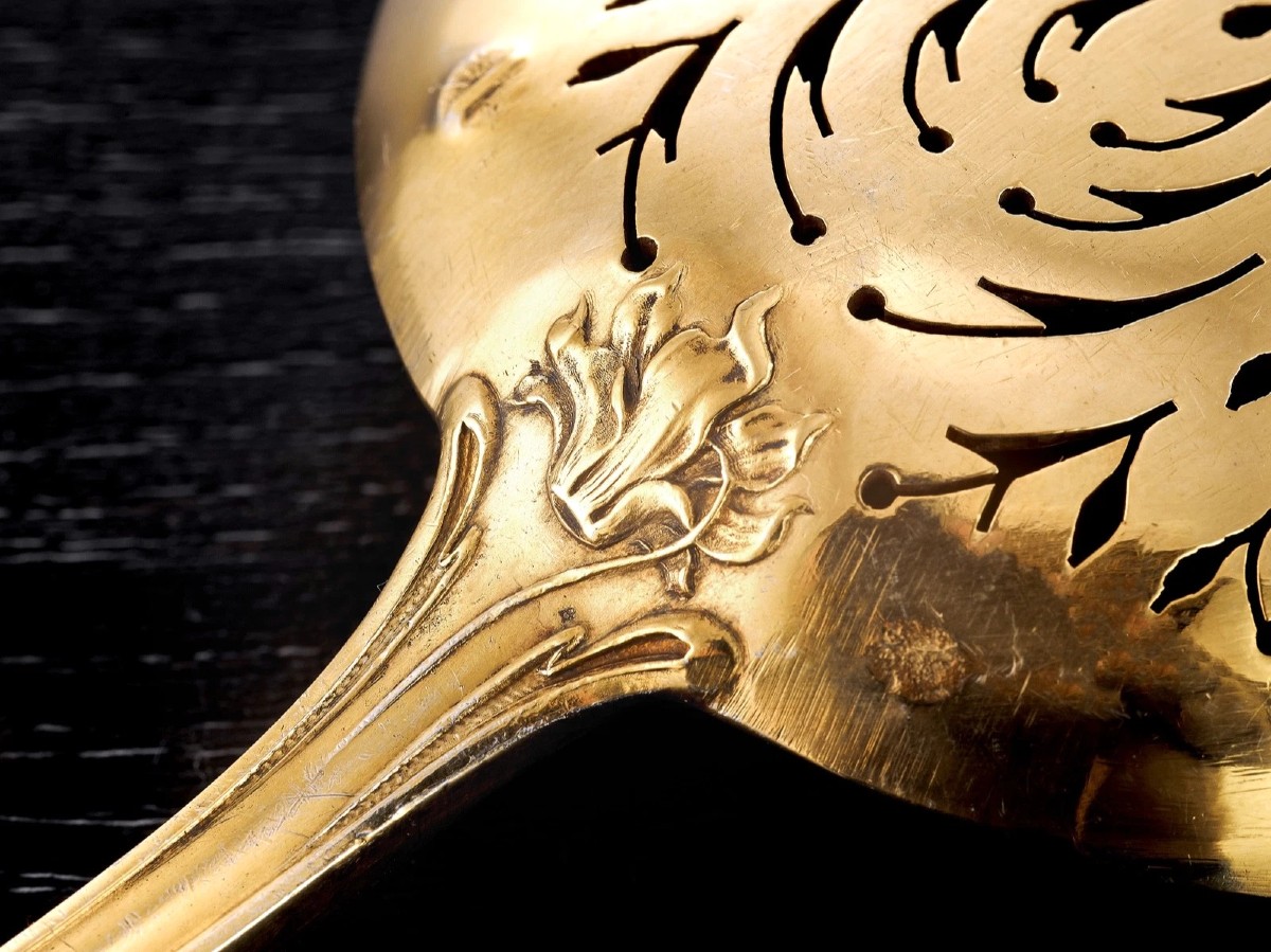 TIRBOUR : Rare Cuillère à Sucre en Argent massif Vermeil Art Nouveau CYCLAMEN-photo-4