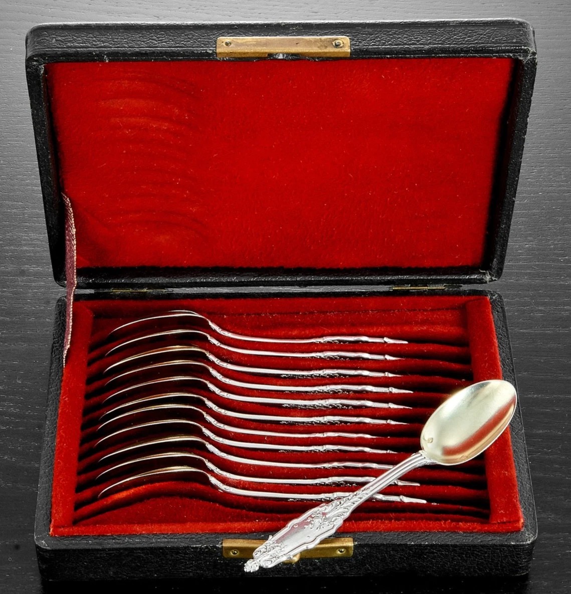 Puiforcat: Set Of 12 Sterling Silver Vermeil Spoons, Acanthe Pattern