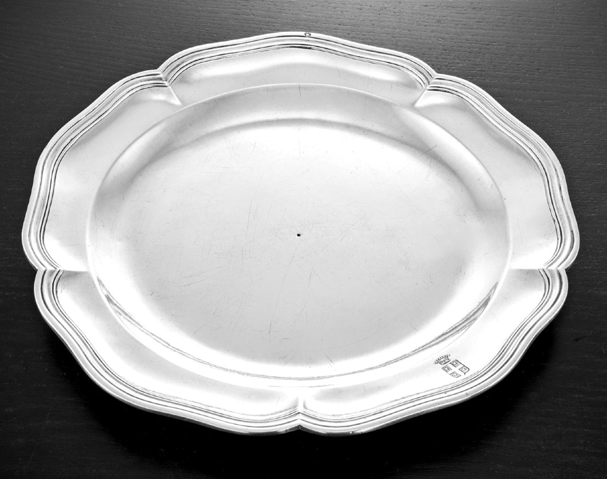 Rare Round Solid Silver Platter, 18th Century, Louis XV Period, With The Coat Of Arms Of The Count Of Paris, 1767-photo-3
